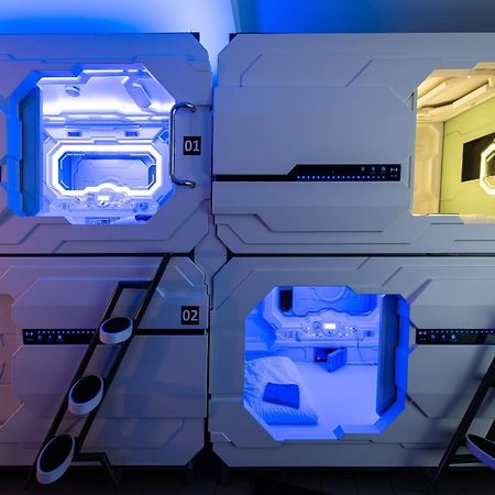 Space Home Apartment - Downtown Wina Bagian luar foto