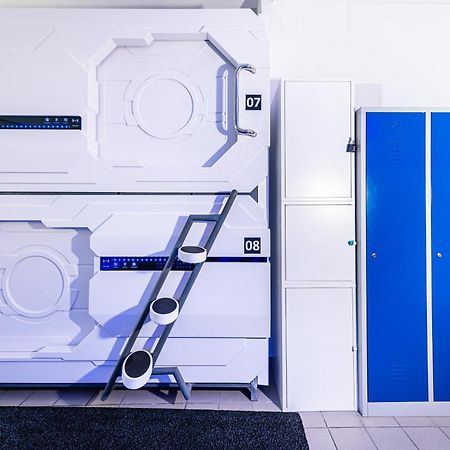 Space Home Apartment - Downtown Wina Bagian luar foto