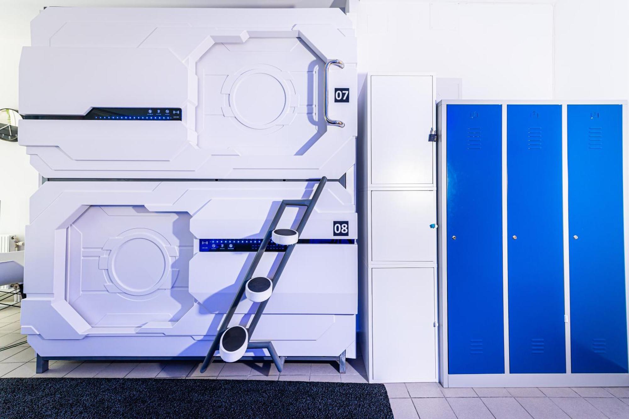 Space Home Apartment - Downtown Wina Bagian luar foto