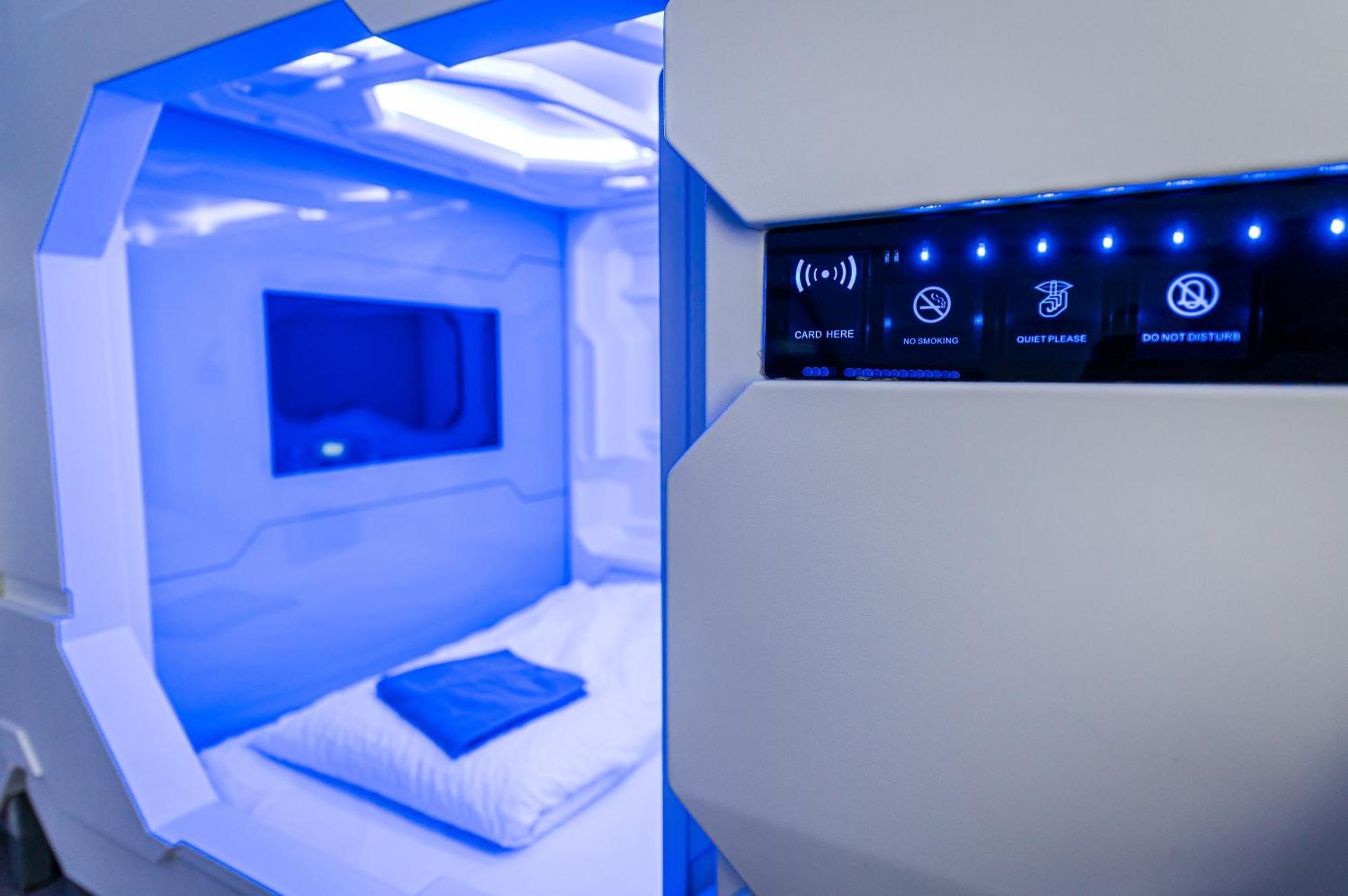 Space Home Apartment - Downtown Wina Bagian luar foto